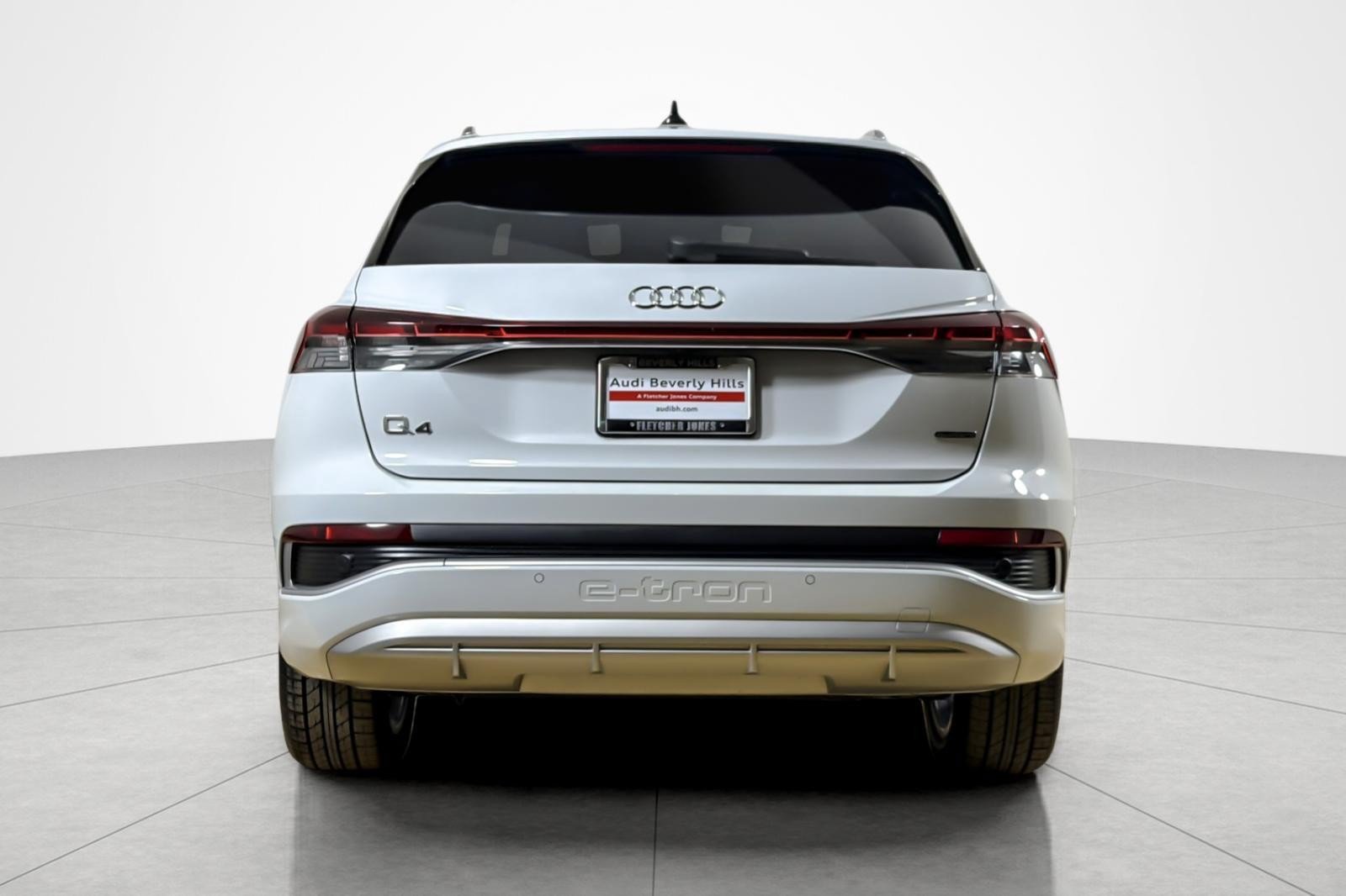 Certified 2023 Audi Q4 e-tron Premium Plus w/ Premium Plus AWD/4WD image 4