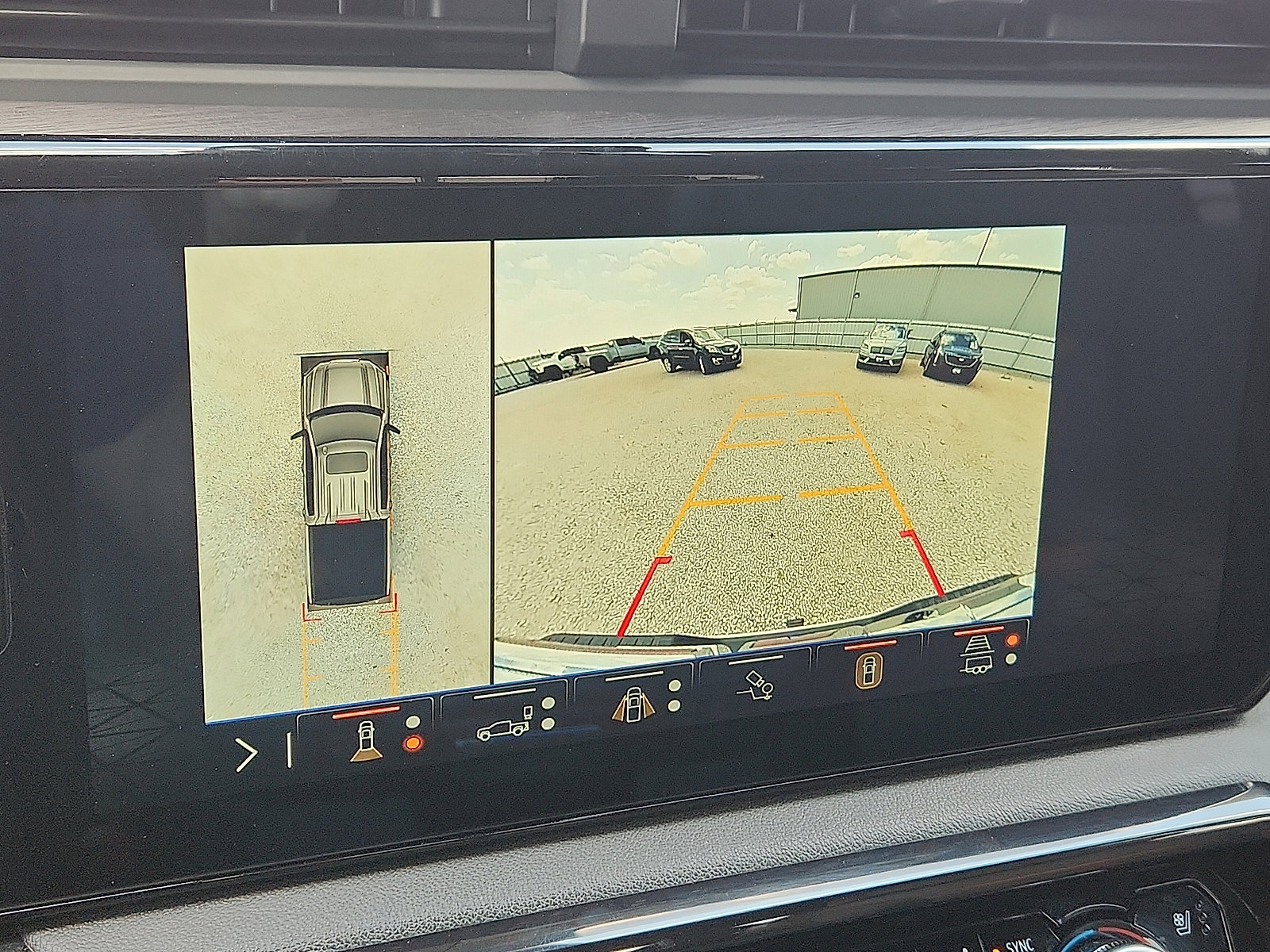 Used 2024 GMC Sierra 1500 AT4 w/ Technology Package image 15