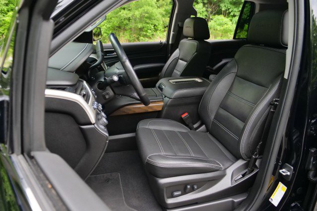 Used 2020 GMC Yukon Denali AWD/4WD image 3