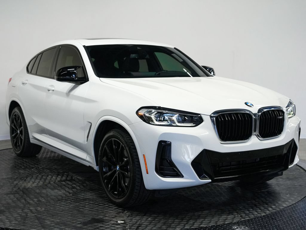 Used 2024 BMW X4 M40i AWD/4WD image 3
