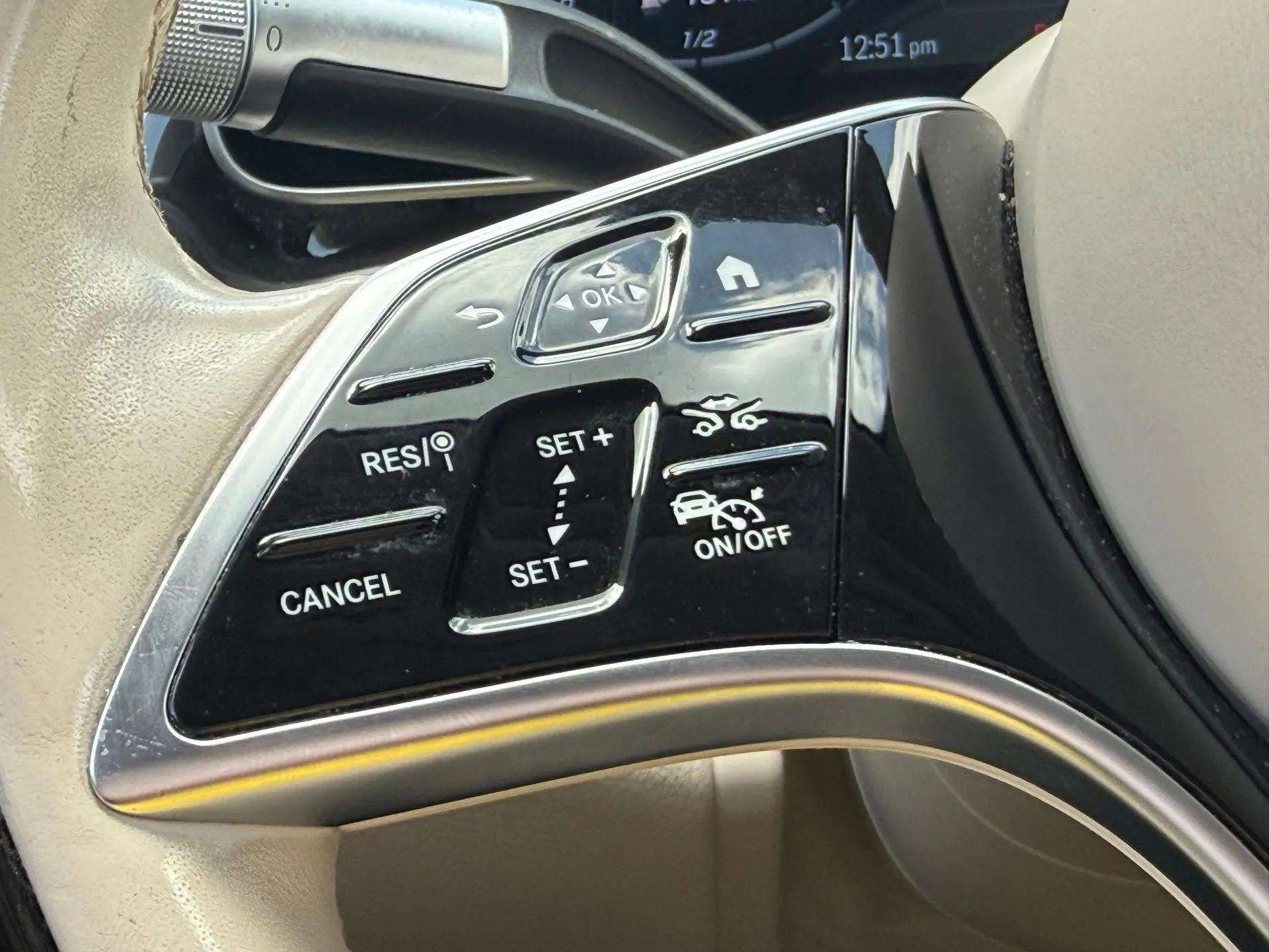 Used 2023 Mercedes-Benz S 500 4MATIC image 36