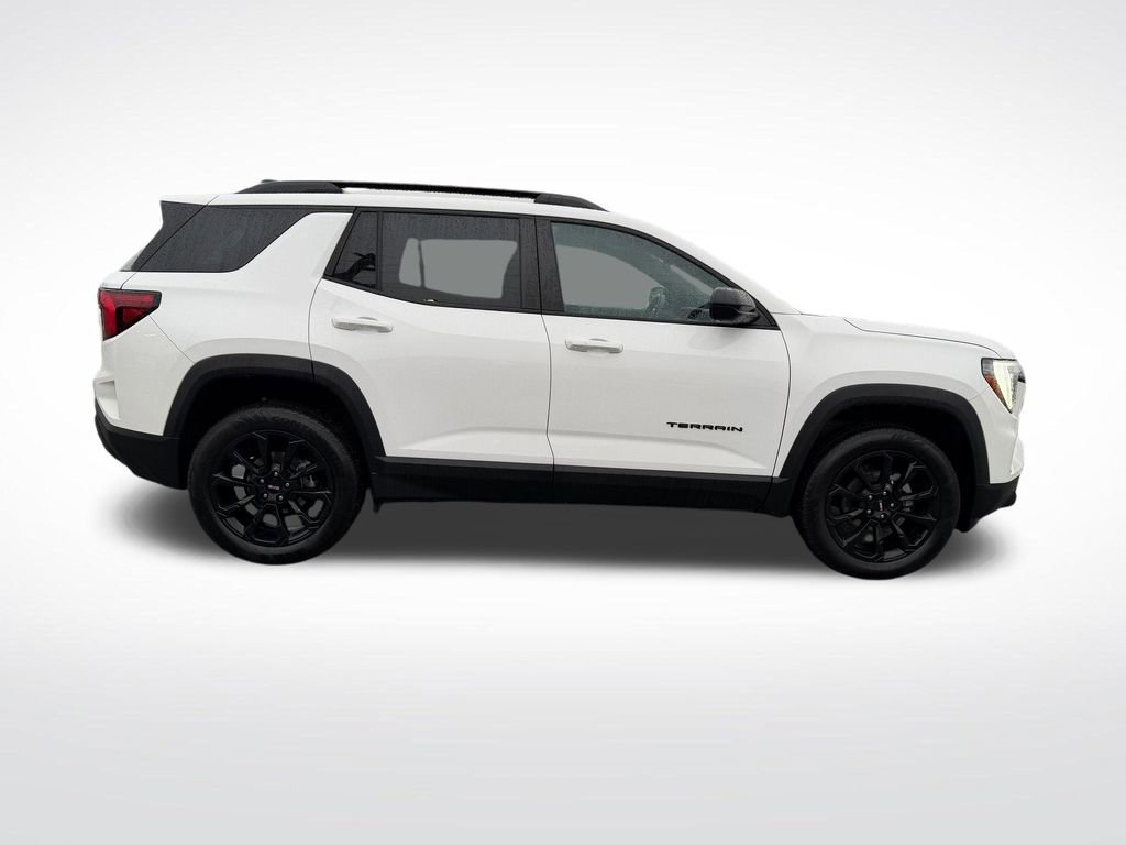 Used 2025 GMC Terrain Elevation w/ Black Edition image 10