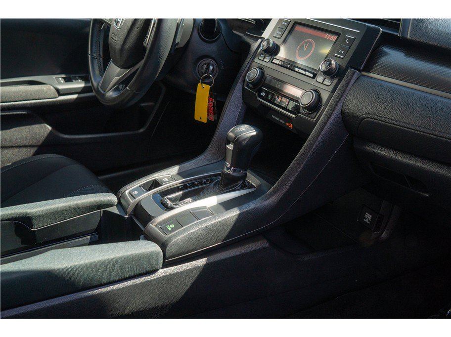 Used 2018 Honda Civic Sport image 5