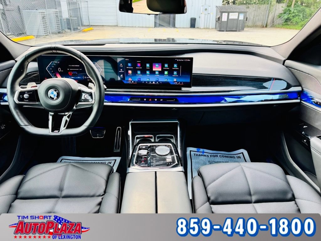Used 2025 BMW 740i xDrive w/ Premium Package AWD/4WD image 30