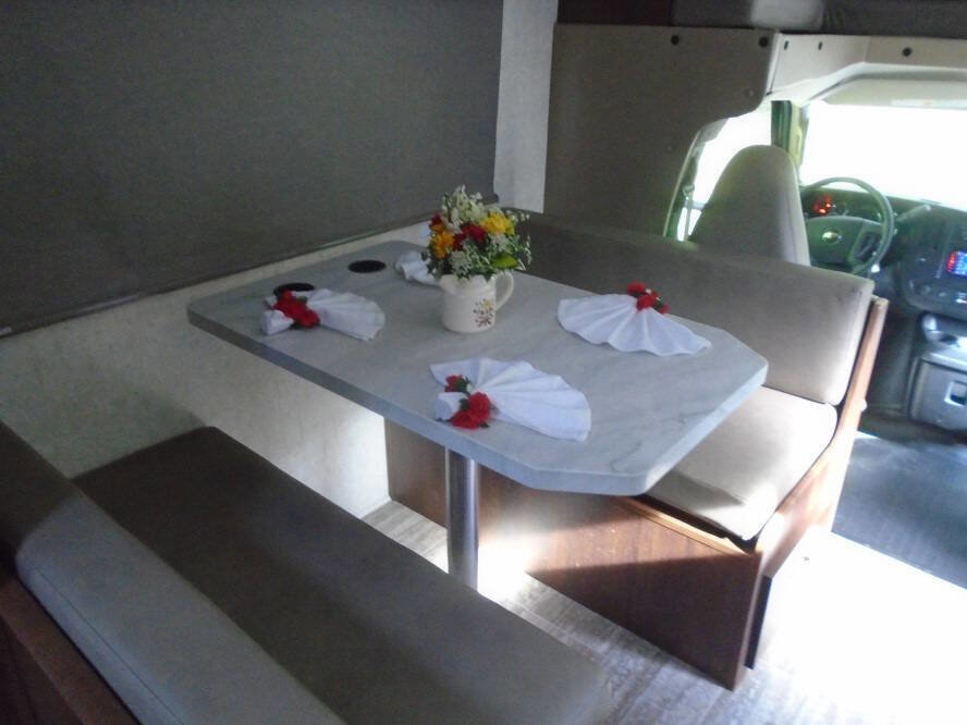 Used 2019 Chevrolet Express 4500 w/ RV Package RWD image 45