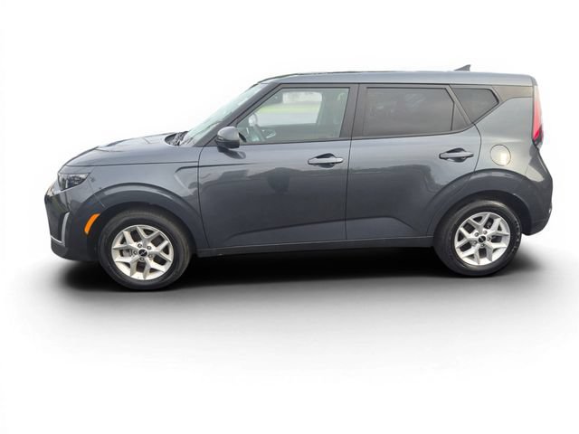 Used 2025 Kia Soul LX w/ LX Technology Package FWD image 7