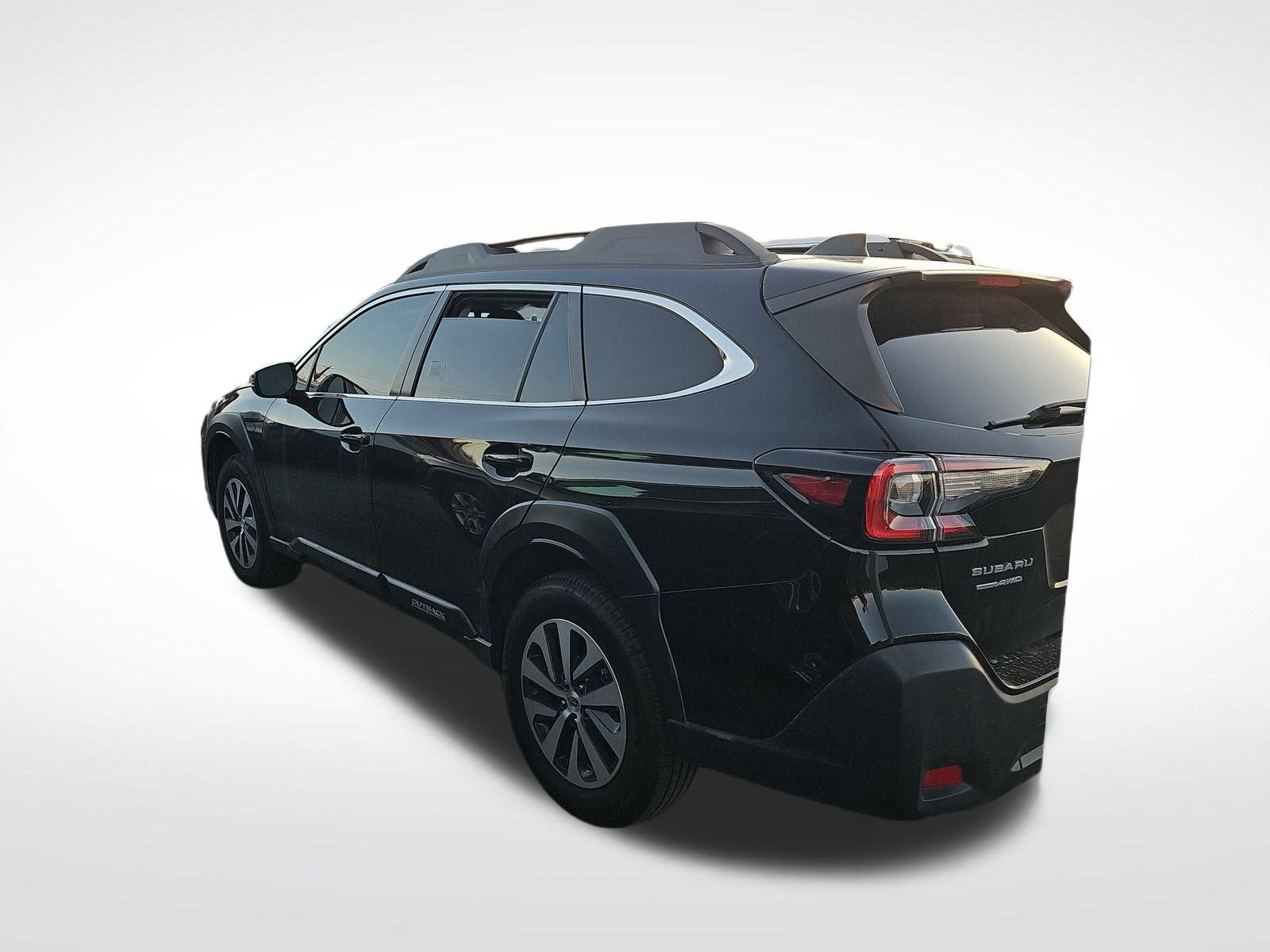 Used 2024 Subaru Outback Premium AWD/4WD image 5