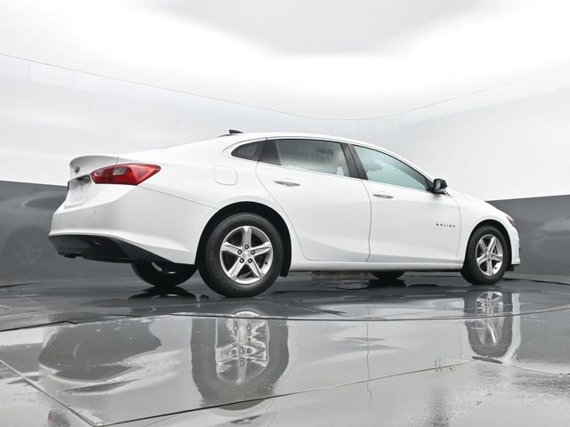 Used 2020 Chevrolet Malibu LS w/ Driver Confidence Package II image 23
