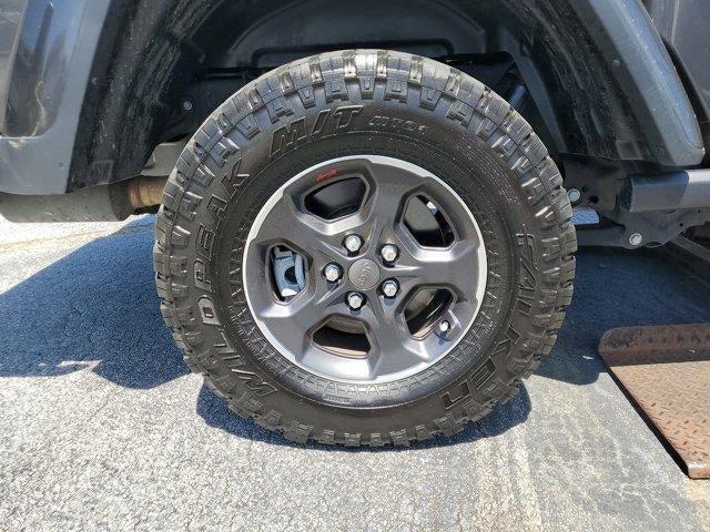 Used 2023 Jeep Gladiator Rubicon w/ LED Lighting Group AWD/4WD image 9