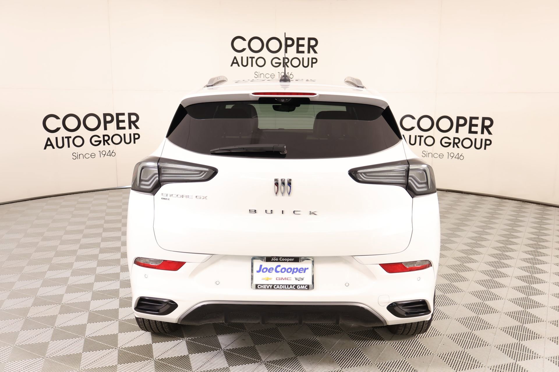 Used 2025 Buick Encore GX Avenir w/ Avenir Technology Package AWD/4WD image 21