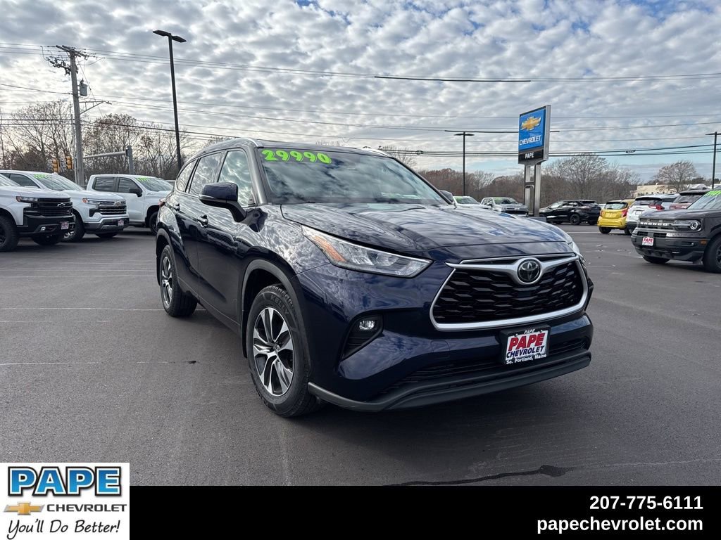 Used 2020 Toyota Highlander XLE image 1