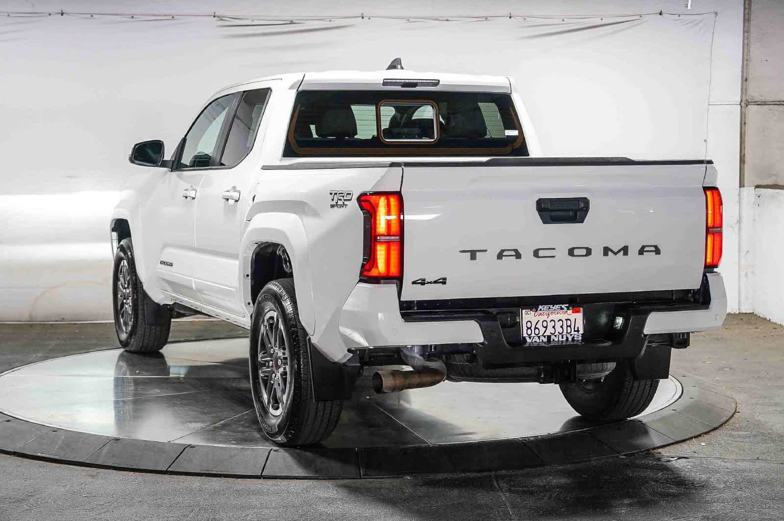 Certified 2024 Toyota Tacoma TRD Sport w/ TRD Sport Upgrade Package AWD/4WD image 3