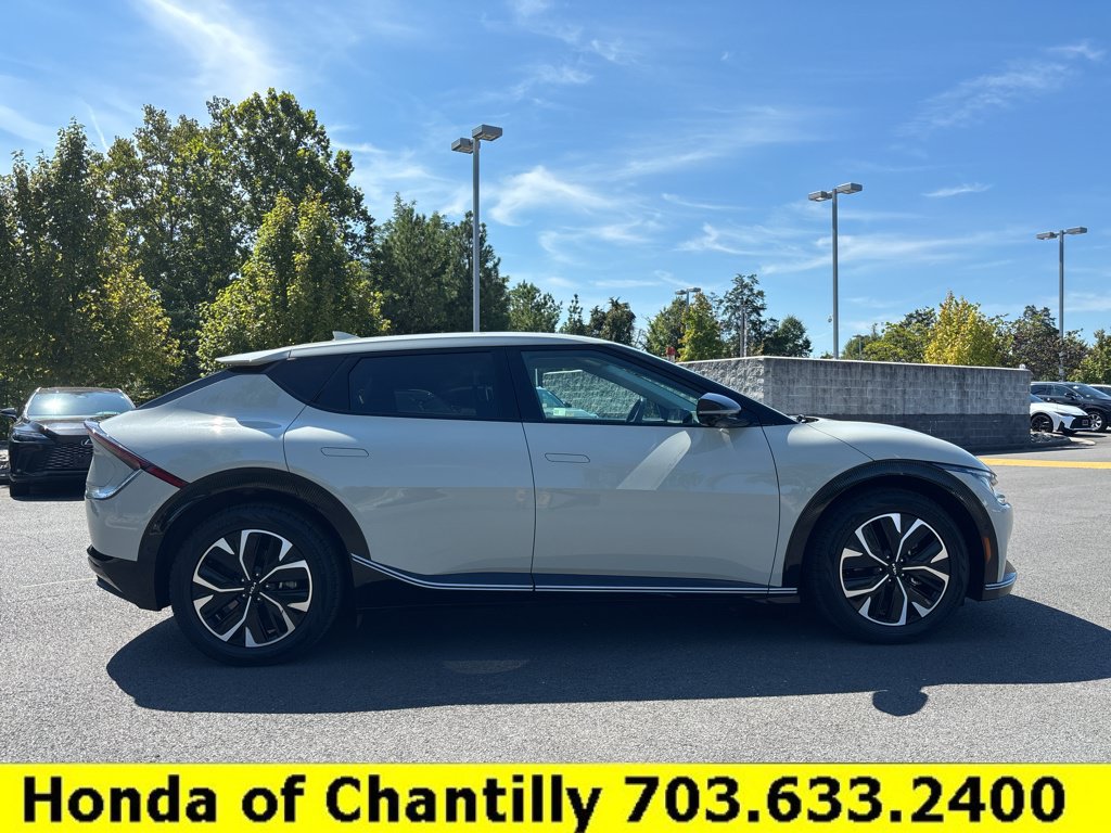Used 2022 Kia EV6 Wind w/ Wind Technology Package AWD/4WD image 6