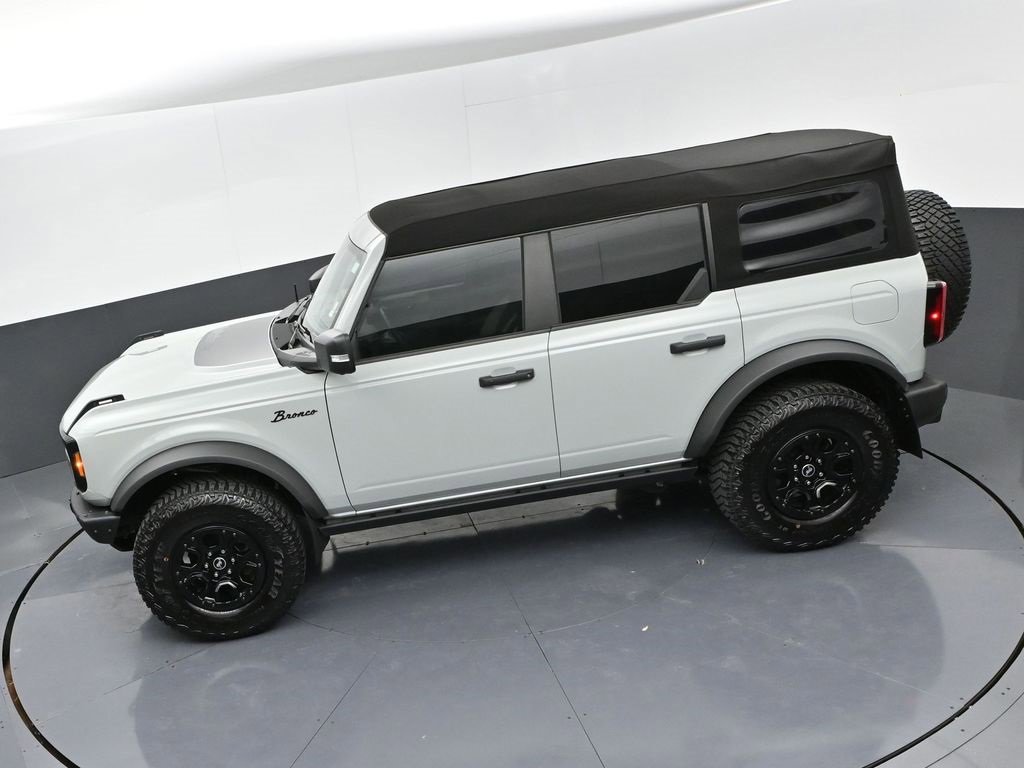 Used 2023 Ford Bronco Wildtrak image 40