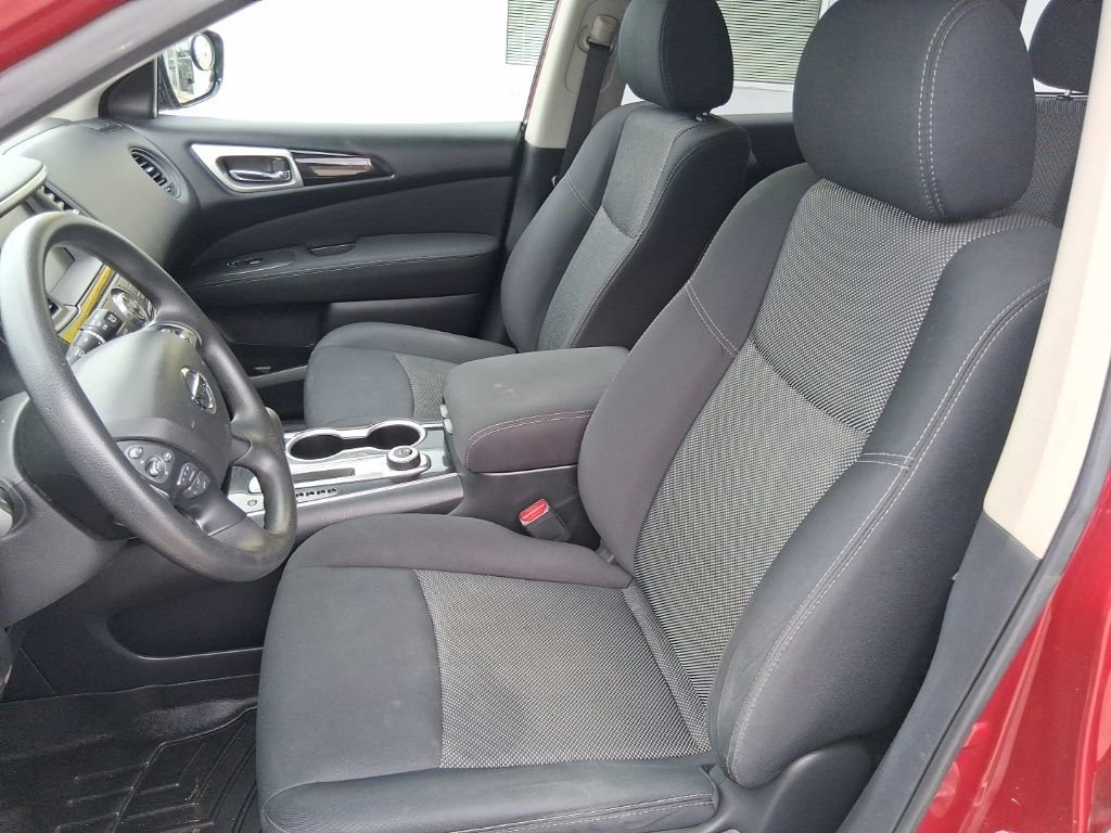 Used 2017 Nissan Pathfinder S image 9
