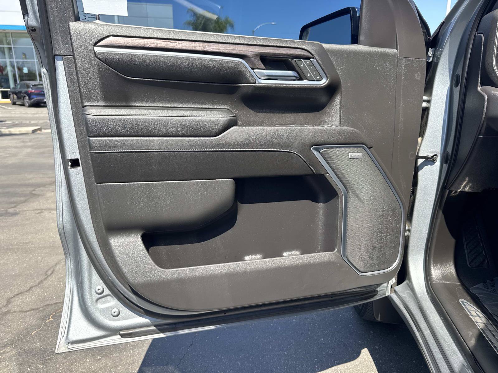 Used 2023 Chevrolet Silverado 1500 LTZ AWD/4WD image 20