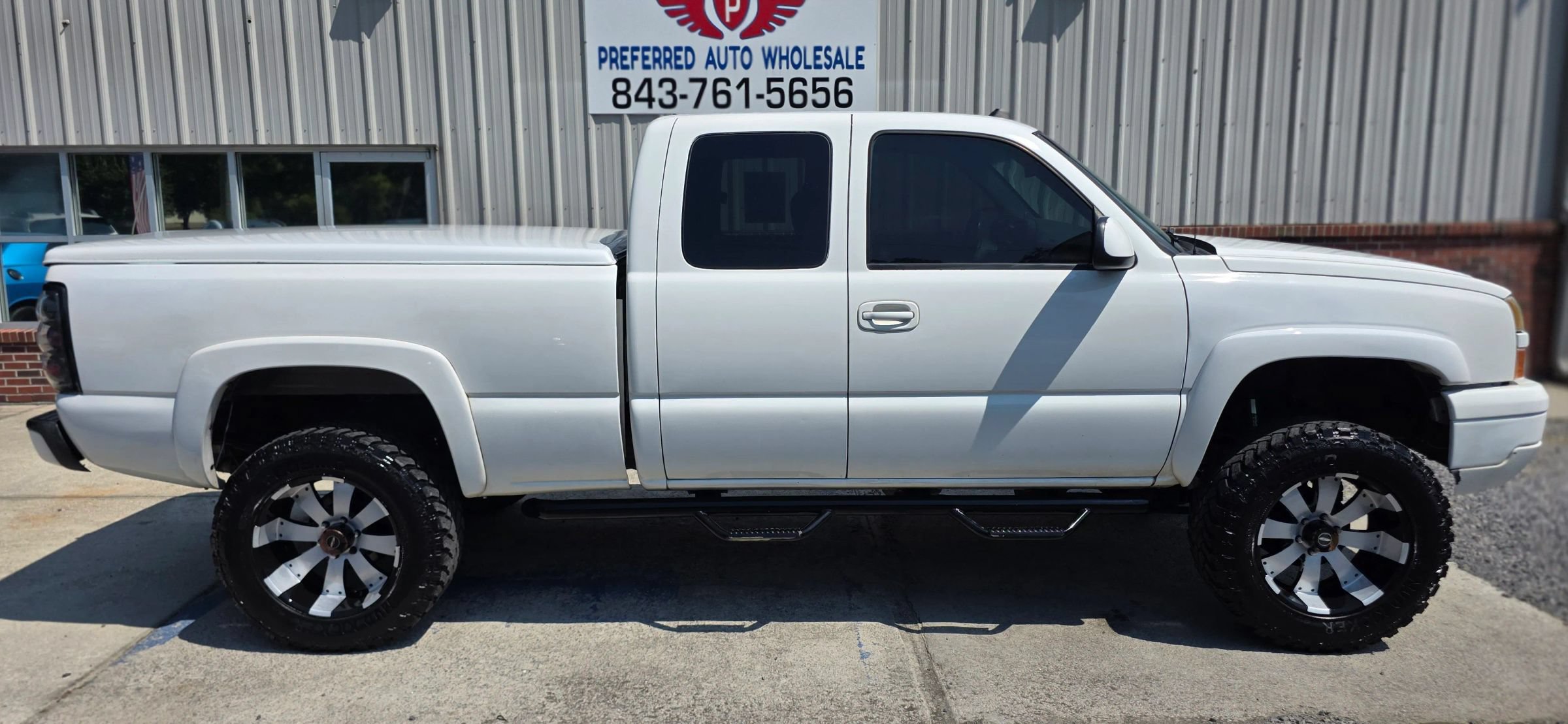 Used 2004 Chevrolet Silverado 1500 4x4 Extended Cab w/ Z71 Convenience Package 1 image 4