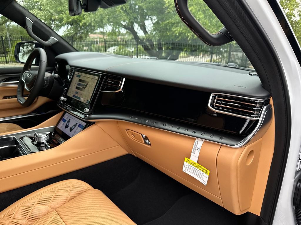 New 2026 Jeep Grand Wagoneer Summit AWD/4WD image 39