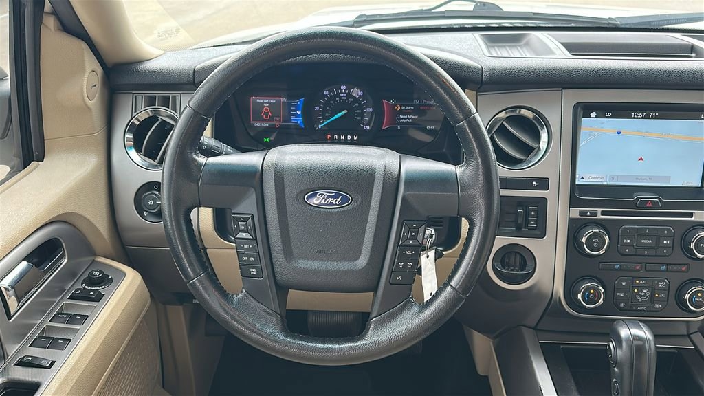 Used 2017 Ford Expedition EL XLT w/ Equipment Group 202A RWD image 22