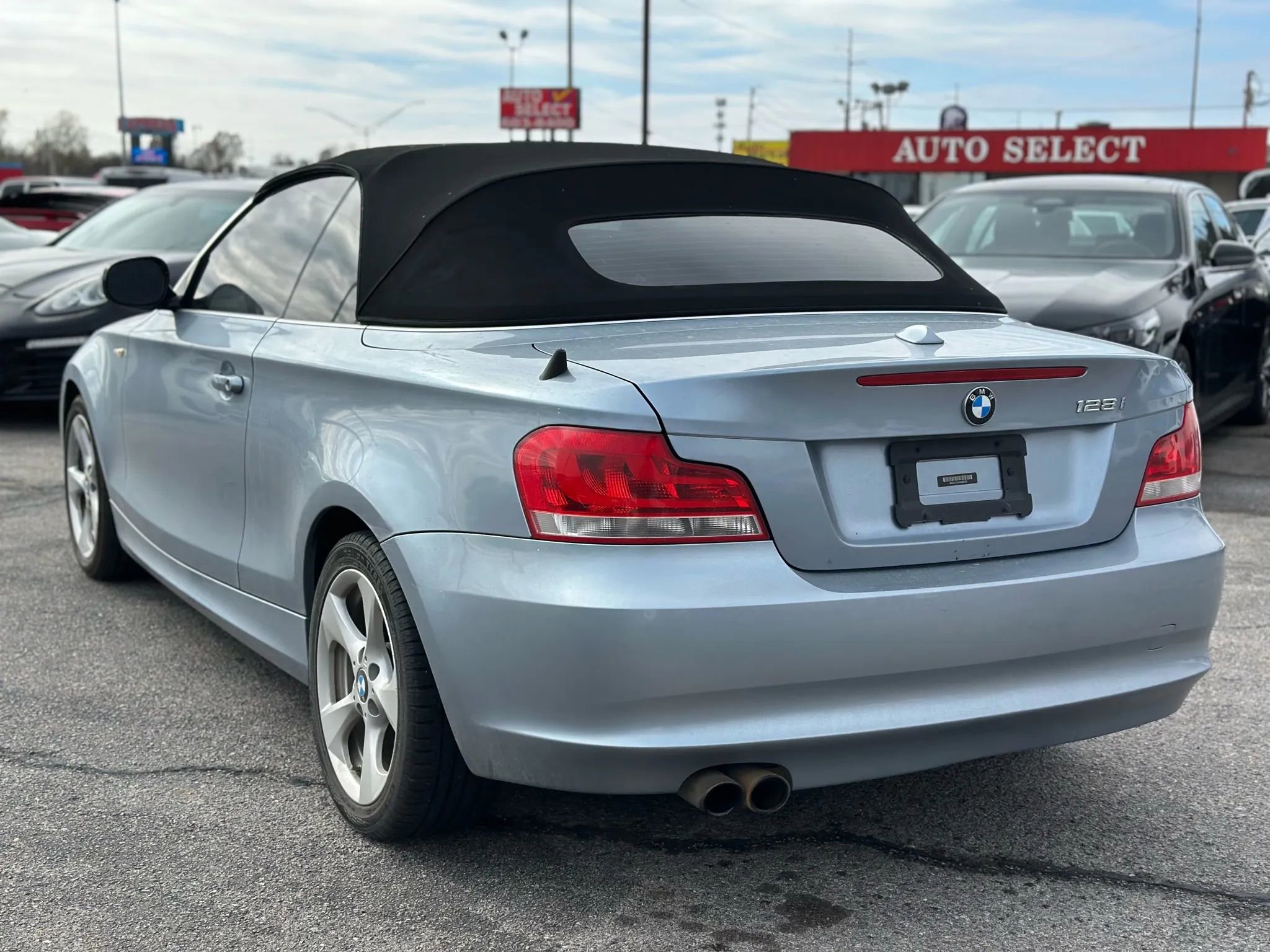 Used 2013 BMW 128i Convertible image 14