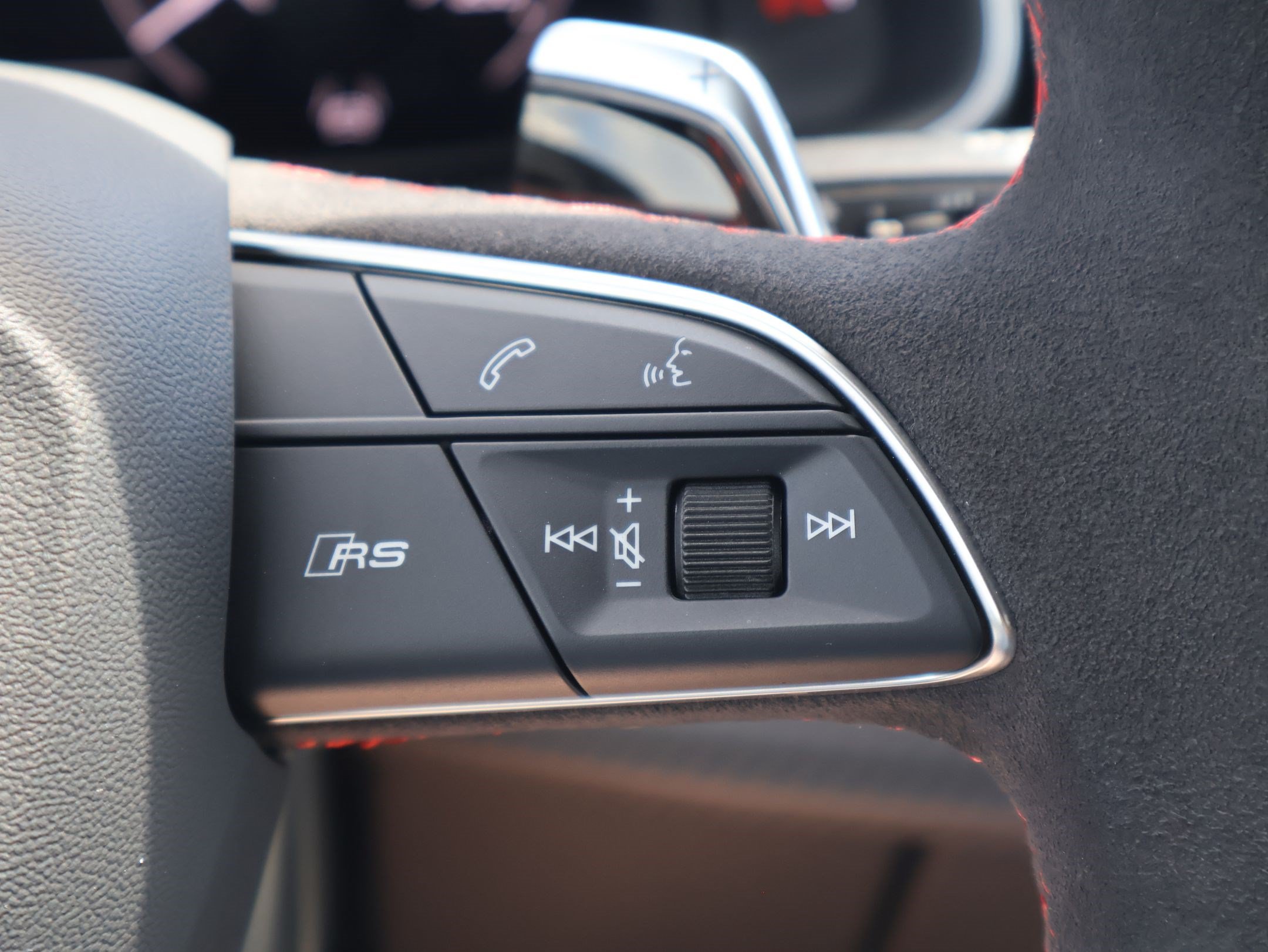 Used 2026 Audi RS Q8 performance AWD/4WD image 18