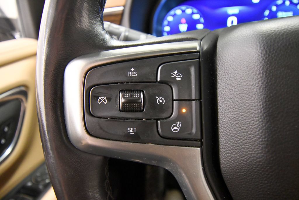 Used 2023 Chevrolet Tahoe Premier AWD/4WD image 21