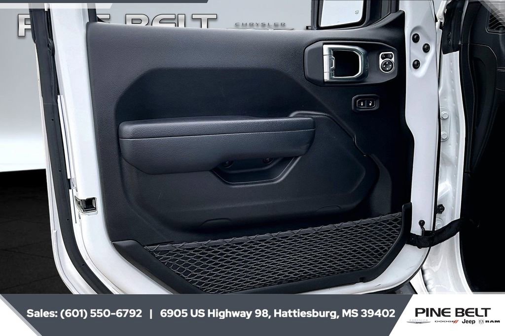 Used 2024 Jeep Wrangler Unlimited Rubicon image 17