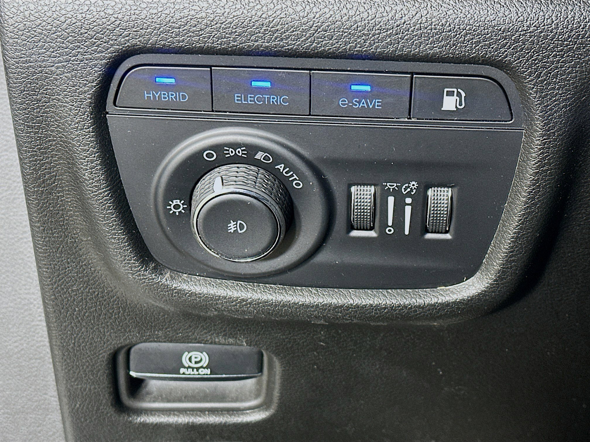 Used 2022 Jeep Grand Cherokee Limited 4xe AWD/4WD image 17