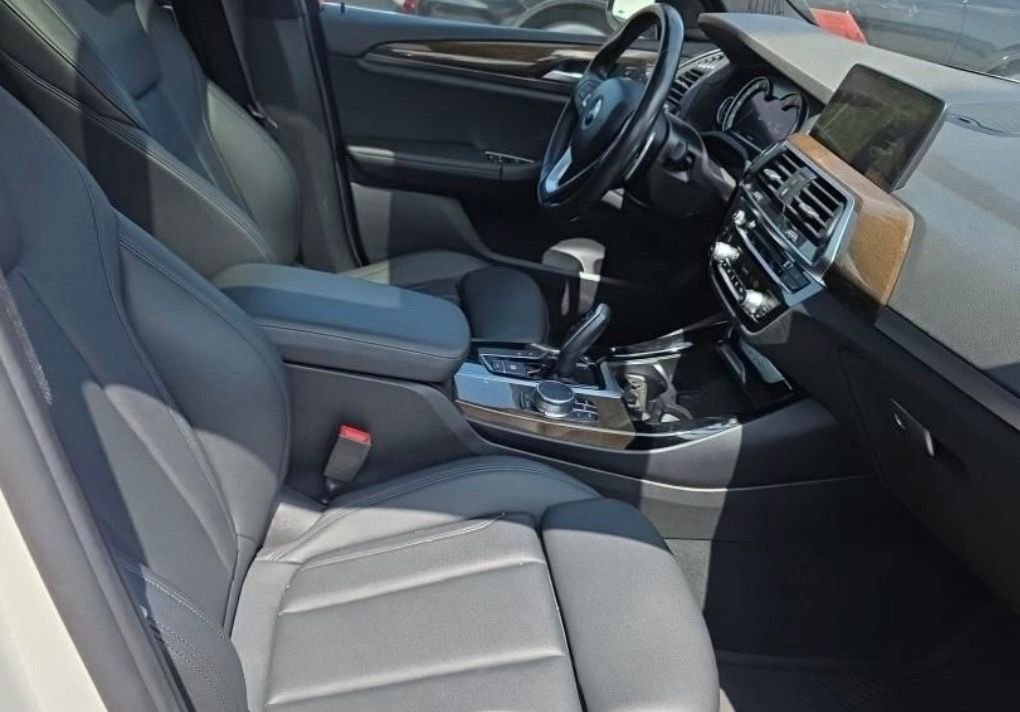 Used 2019 BMW X3 xDrive30i AWD/4WD image 3