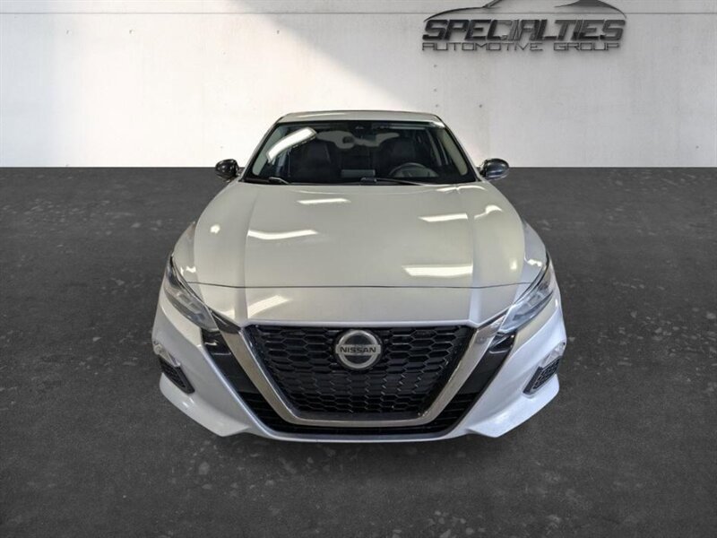 Used 2021 Nissan Altima 2.5 SR w/ SR Premium Package FWD image 6
