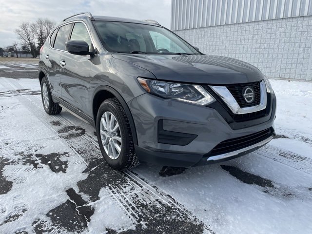 Used 2019 Nissan Rogue SV image 1