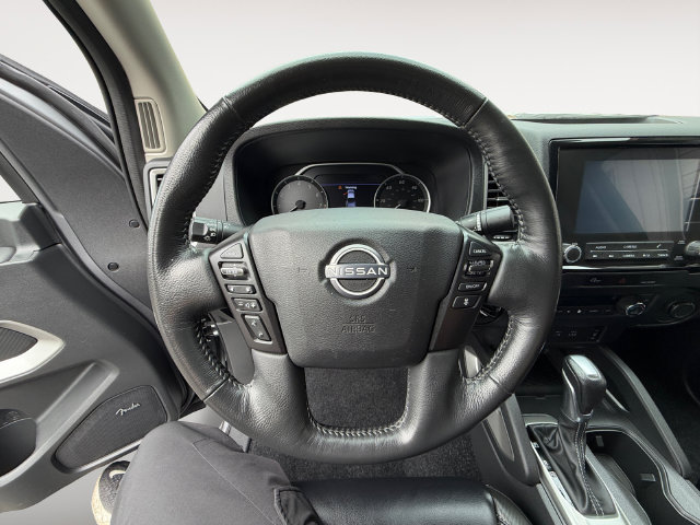 Used 2024 Nissan Frontier SL w/ Technology Package AWD/4WD image 13