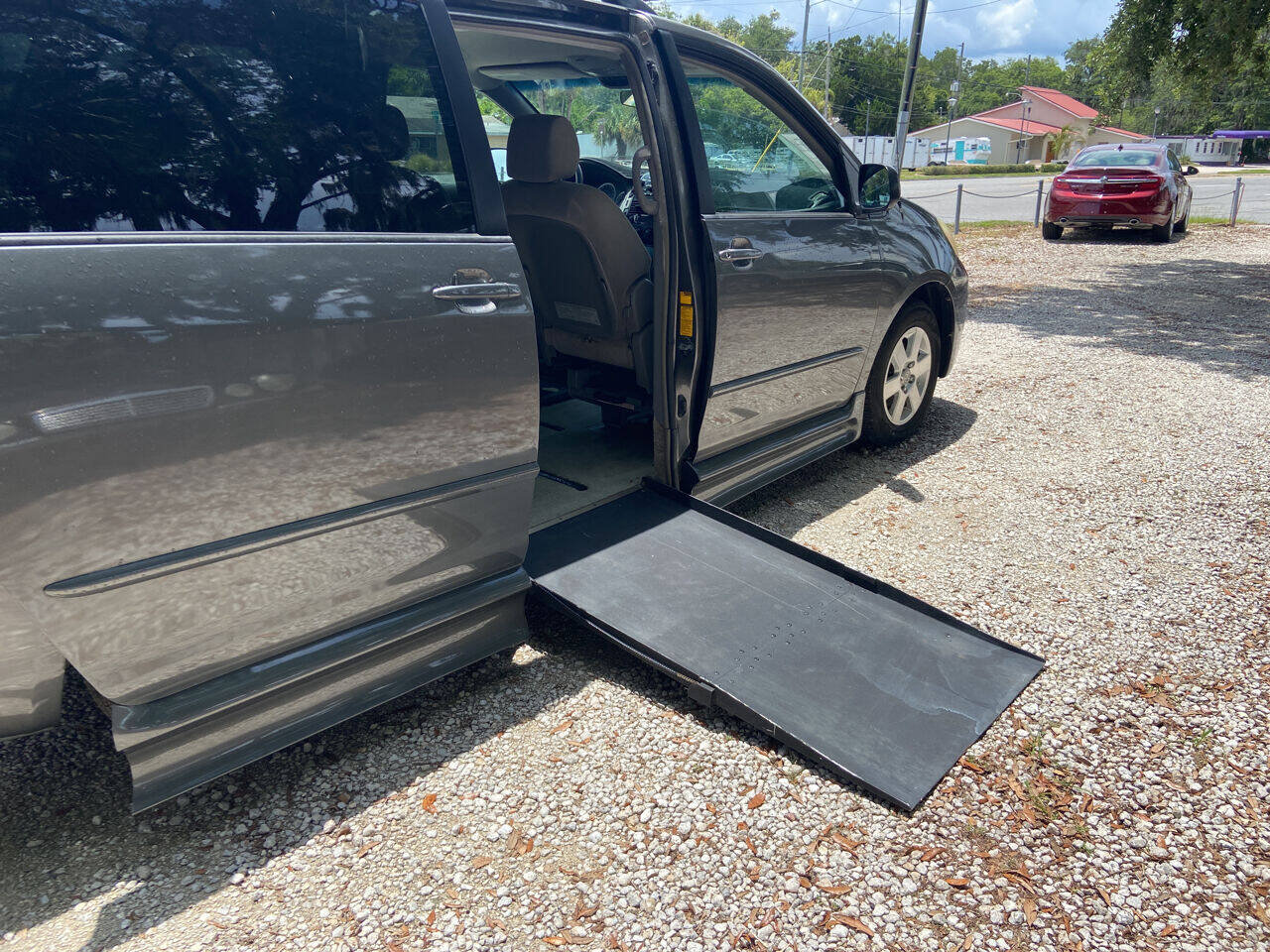 Used 2005 Toyota Sienna LE FWD image 6