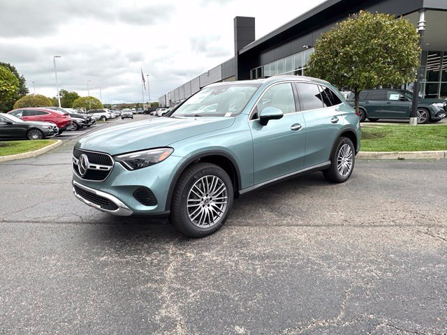 New 2027 Mercedes-Benz GLC 300 4MATIC image 5