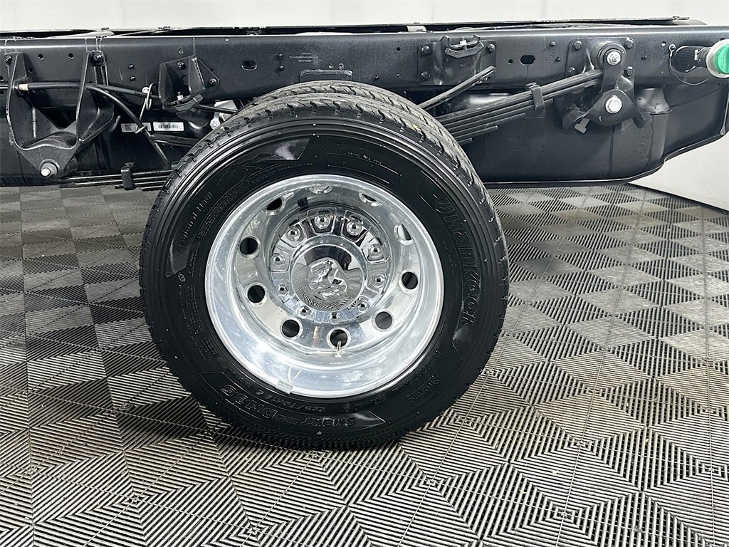 New 2026 RAM 5500 Tradesman w/ Chrome Appearance Group image 16