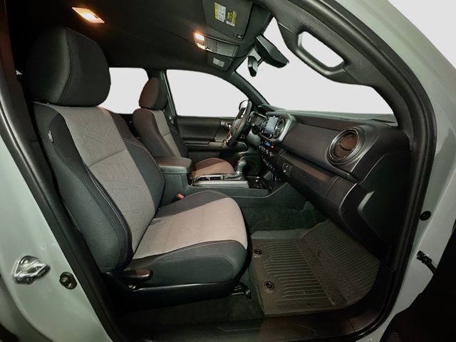 Used 2023 Toyota Tacoma TRD Sport w/ Technology Package image 35