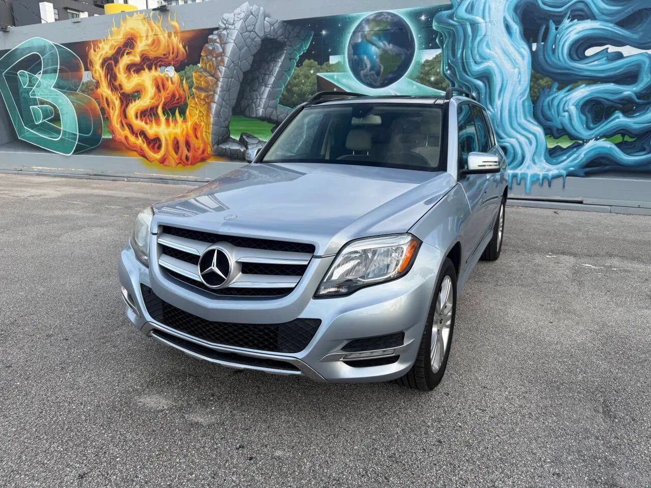 Used 2013 Mercedes-Benz GLK 250 BlueTEC 4MATIC image 2