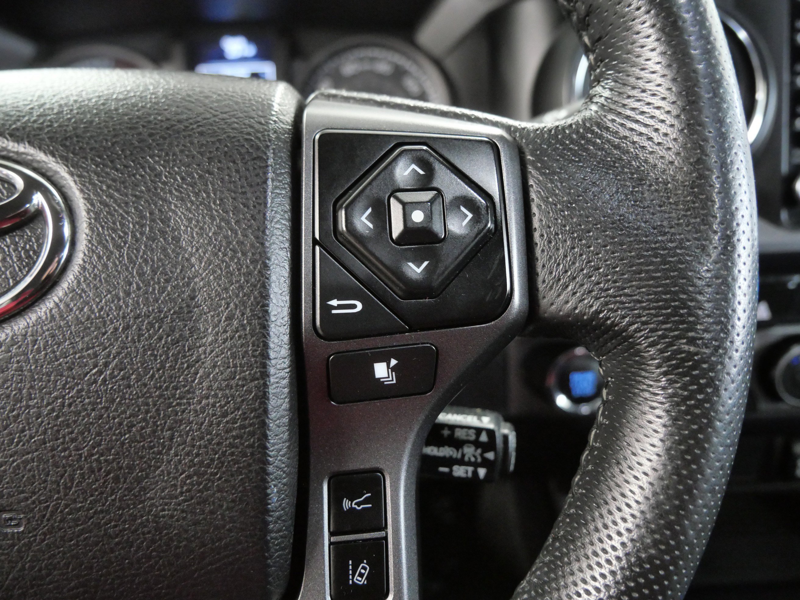 Certified 2021 Toyota Tacoma TRD Sport image 29