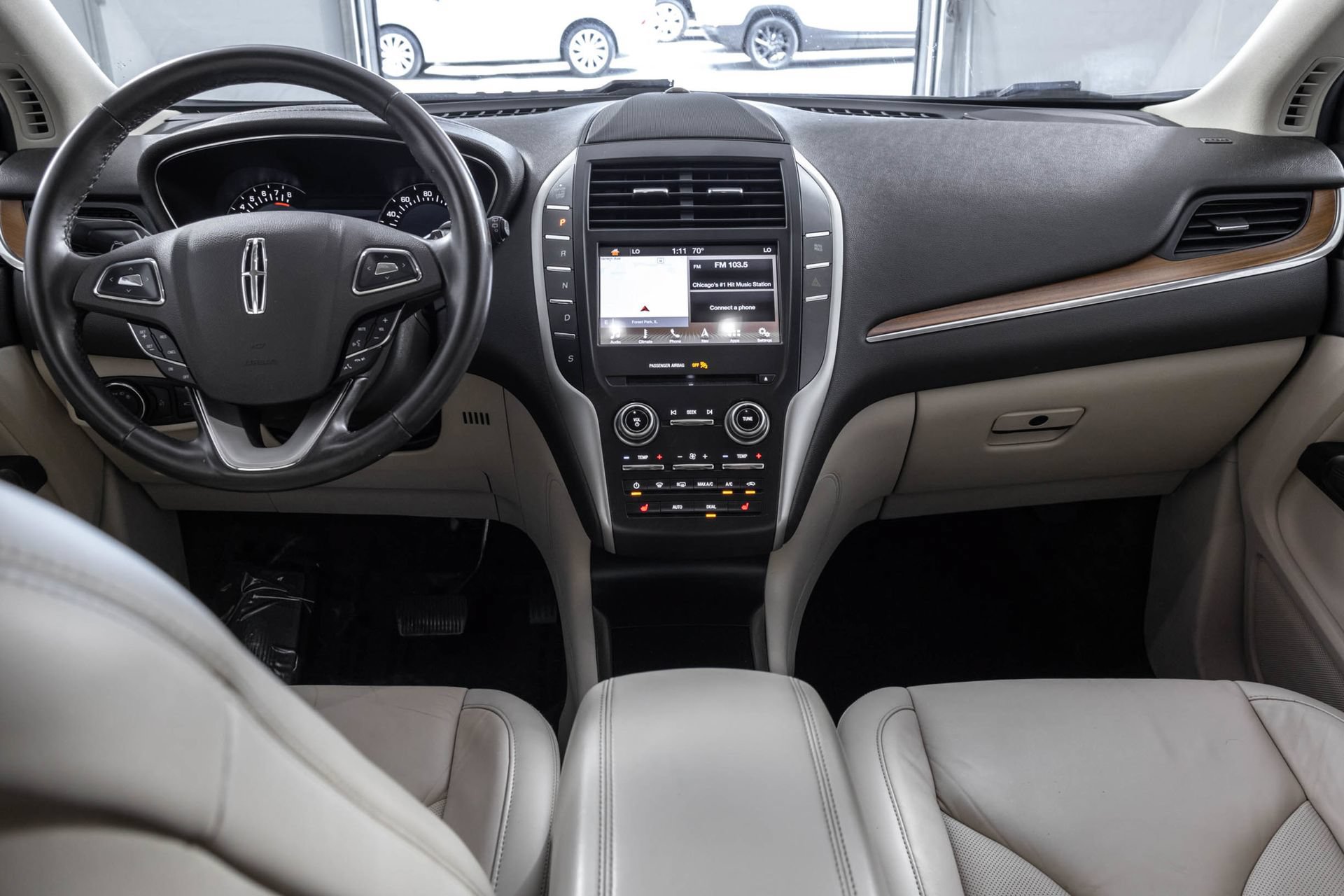 Used 2017 Lincoln MKC Select w/ Select Plus Package AWD/4WD image 23