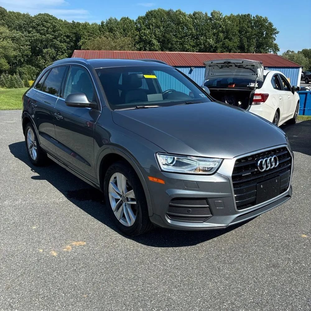 Used 2017 Audi Q3 2.0T Premium Plus w/ Premium Plus Package AWD/4WD image 10