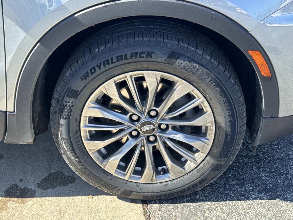 Used 2024 Cadillac XT4 Premium Luxury image 30