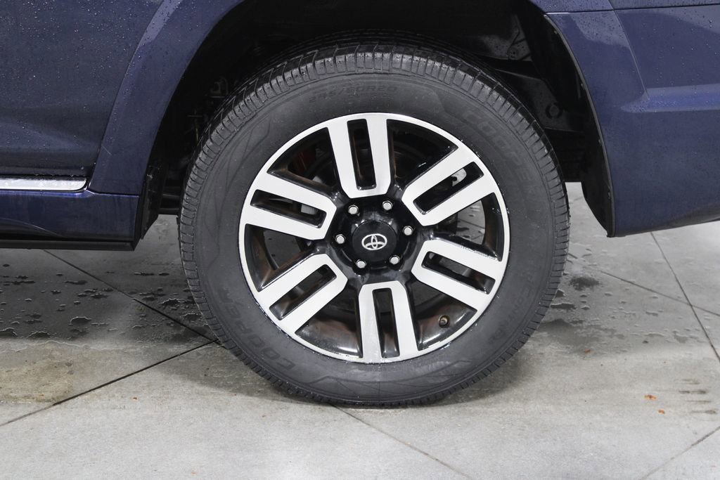 Used 2016 Toyota 4Runner Limited image 19