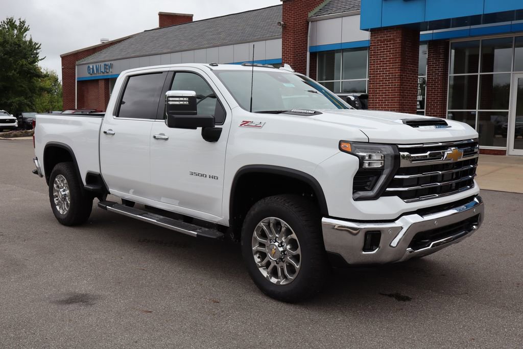 New 2025 Chevrolet Silverado 3500 LTZ w/ LTZ Premium Package image 3