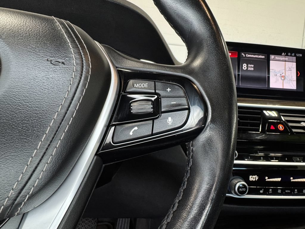 Used 2019 BMW 540i xDrive w/ Convenience Package AWD/4WD image 17