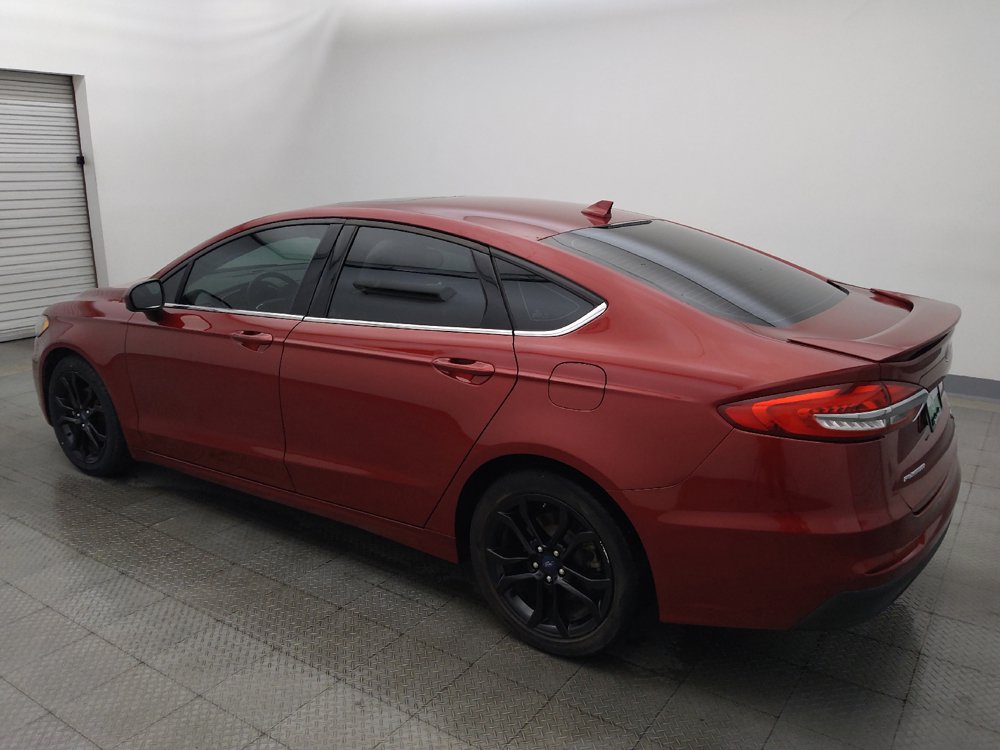 Used 2019 Ford Fusion SE w/ Equipment Group 151A FWD image 3