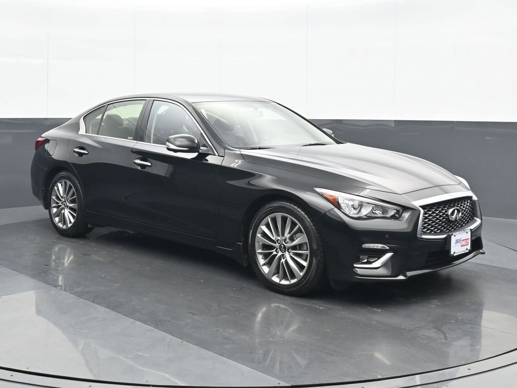 Used 2022 INFINITI Q50 Luxe w/ Cargo Package image 9