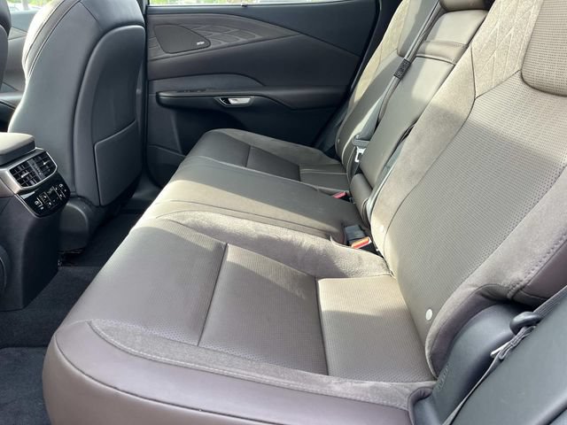Used 2024 Lexus RX 350 FWD w/ Convenience Package image 20