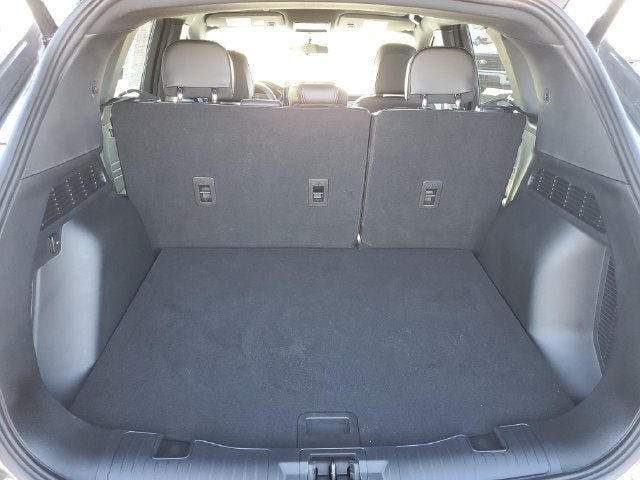 Used 2024 Ford Escape ST-Line w/ Tech Pack #1 AWD/4WD image 28
