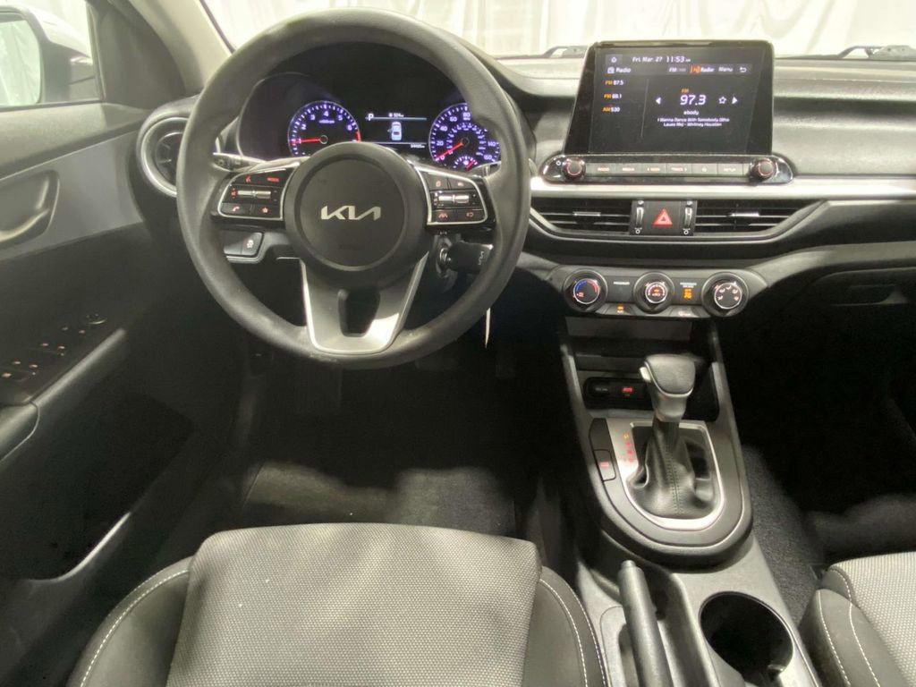 Used 2023 Kia Forte LXS image 10