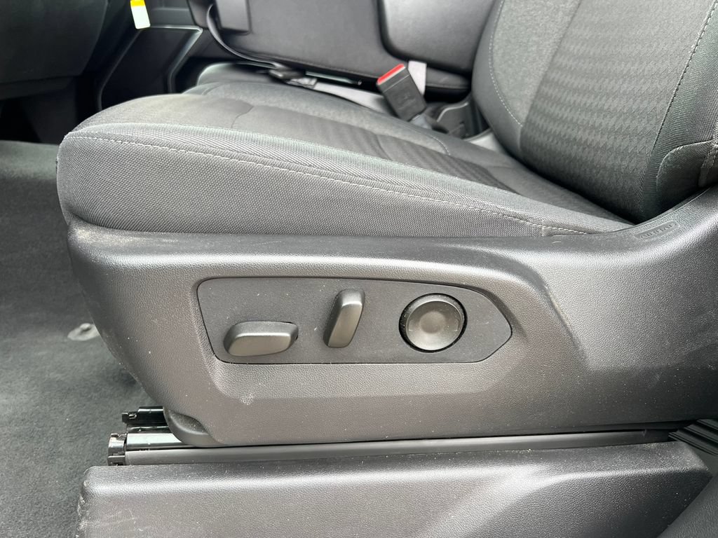 Used 2026 Chevrolet Silverado 1500 RST AWD/4WD image 14